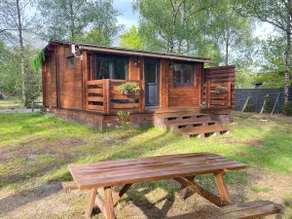 Cottage in the heart of the forest. - Image 5