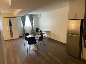Cozy Studio Apartment - Image 5