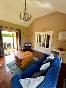 Countryside House & private garden - Image 2