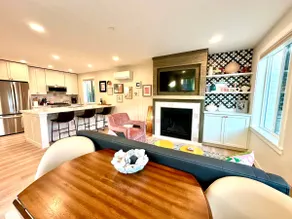Dolly Shores | Waterfront Canal Cottage - Image 3