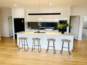 Two William - Modern Living - Image 2