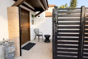 Entire Studio | Private Entry | Quiet | Fast WiFi - Image 4