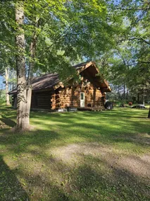 Hobby Farm Cottage - Image 4