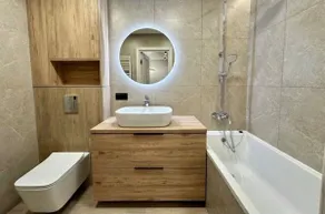 Light 2-room stylish apartment - Image 3
