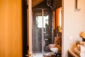 Cinema Cabin met privé hottub - Image 2