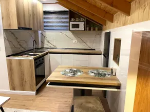 Luxury Loft Retreat Pedestrian street - Image 4