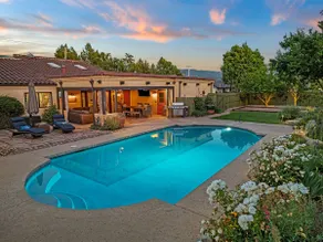 Casa Calzada: Private Retreat w/ Pool & Vineyard! - Image 2