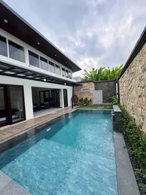 Villa in Banyuwangi City, Private Pool - Image 3