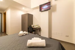 Apartment near the airport - Image 5