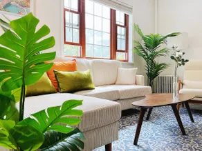 The Nest: Cozy & Spacious 3 Bed - 15min to NYC - Image 2