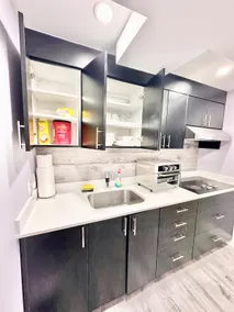 Clean & Beautiful Home - Image 3