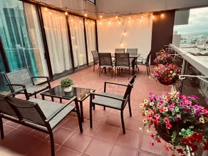 3BR Townhome condo-Parking-W/D-Huge Patio-Pool&Spa - Image 2