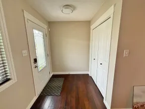 Fitness-Friendly Home with A/C, Self Check-In - Image 4