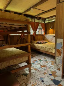 Puyo Treehouse Cabin - Image 4