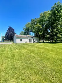 Charming Oneida Lake Cottage - Image 3