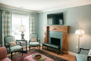 Helena's Cottage | Lavish King Bed, Gas Fireplace - Image 2