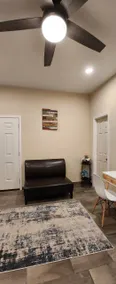 Newly renovated studio private entrance for 2. - Image 3