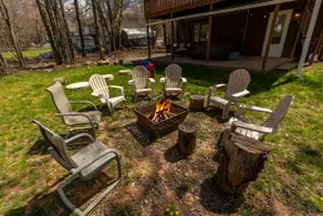 Pickleball Pool Table Hot Tub FirePit King Bed - Image 5