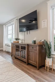 Studio Apartment with Farm Views - Image 3
