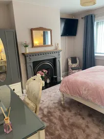 Luxury 2 Bedroom Single Storey House - Image 2