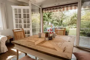 Swedish cottage & poetic garden - Image 2