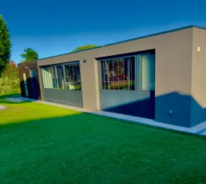 Villa by the lake - Image 5