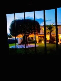 Villa by the lake - Image 3