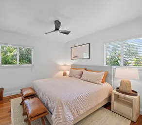 Superhosts! Bright, Spacious Home! Great Location! - Image 3
