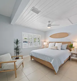 Superhosts! Bright, Spacious Home! Great Location! - Image 2