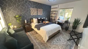Modern 3-Bedroom Villa, Luxurious Outdoor Oasis - Image 5