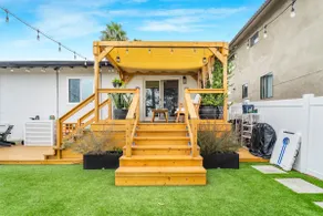 Modern 3-Bedroom Villa, Luxurious Outdoor Oasis - Image 4