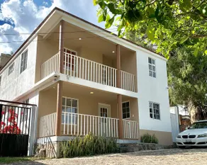 Centrally Located and Cozy House in a Condominium - Image 3