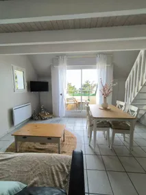 ”Les Glenan” sea view apartment - Image 2