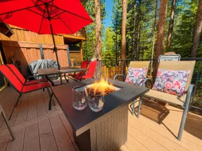 Tahoe Townie Cozy cabin in South Lake Tahoe - Image 2