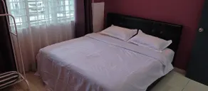 CozyRizqy : Spacious & Budget-Friendly 3R2B H'stay - Image 4
