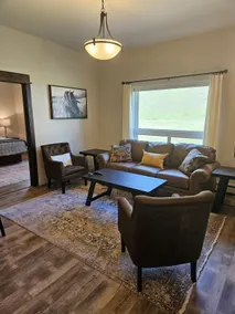 Relax in Style! Kitchen, Included Parking - Image 2