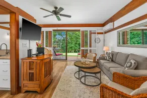 Ground Floor with A/C, short walk to beach & pool - Image 2