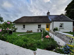 The Thatched Cottage - Image 3