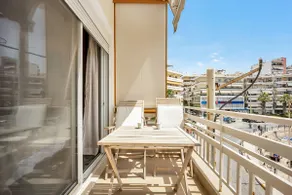 Sunny apartment next to the sea amazing view - Image 3