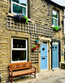 The Hideaway Holmfirth - Image 4