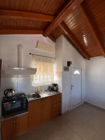 George's apartment - Image 3