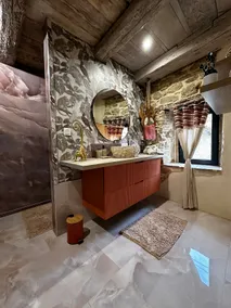 Romantic Getaway with Private Jacuzzi in Uzès - Image 5