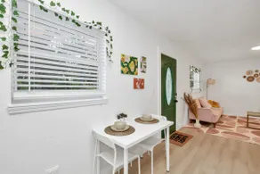 Cottage in Orlando: near airport, near parks & dt - Image 5