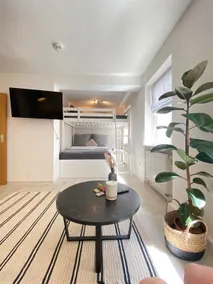 Quiet location in a one-way street only 10 minutes walk to the city center! - Image 4