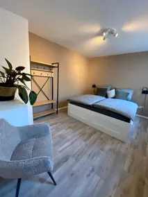 Quiet location in a one-way street only 10 minutes walk to the city center! - Image 3