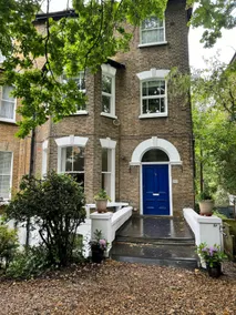 Exceptionally Large 1-Bed Flat - Image 2