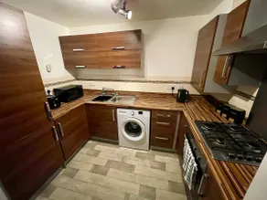Apartment in Gloucester - Image 5