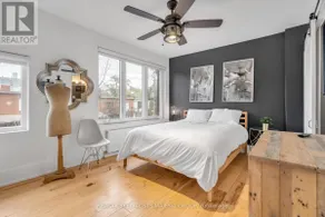 Bright and spacious Victorian. Central location. - Image 5