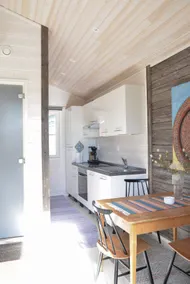 Tiny home + sauna + hot tub near Saariston Rengastie - Image 5