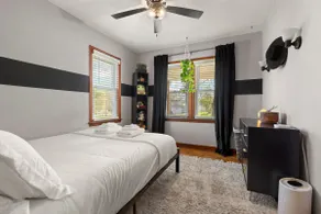 3BR Home Brand New Kitchen and Bath - Image 4